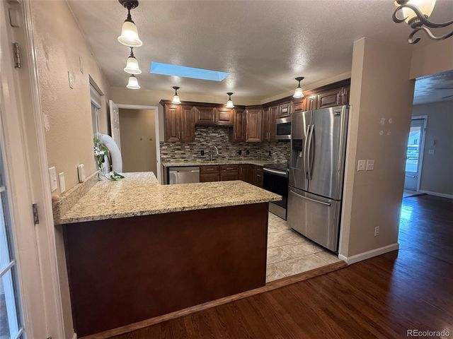 8235 W Florida Avenue, Lakewood, CO 80232