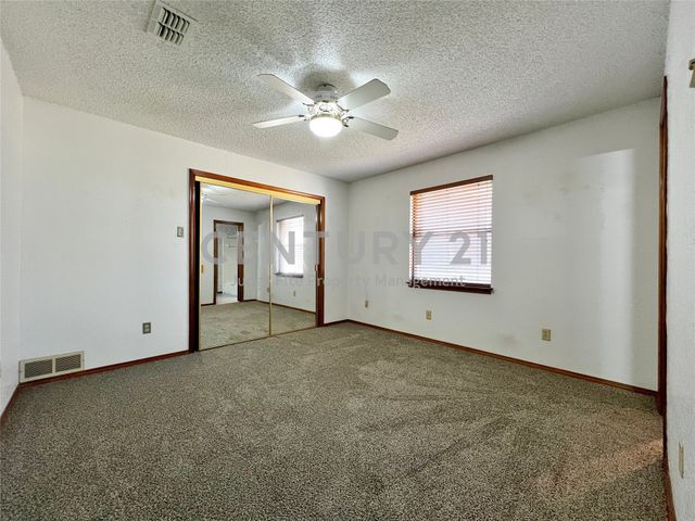 812 Newport Road, Fort Worth, TX 76120