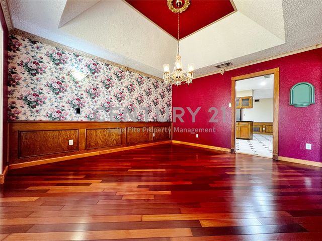 812 Newport Road, Fort Worth, TX 76120