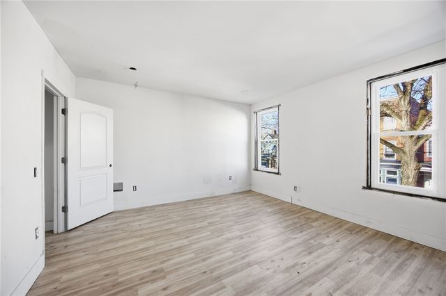 928 Mellon St, Highland Park, PA 15206