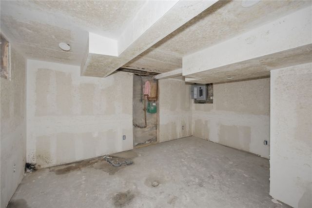 928 Mellon St, Highland Park, PA 15206