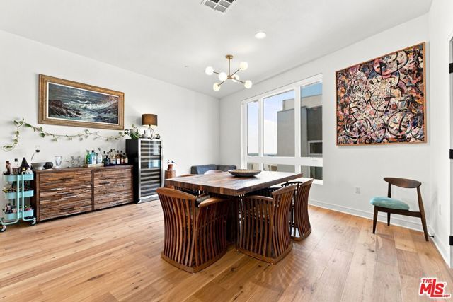 1035 N White Knoll Drive, Los Angeles, CA 90012