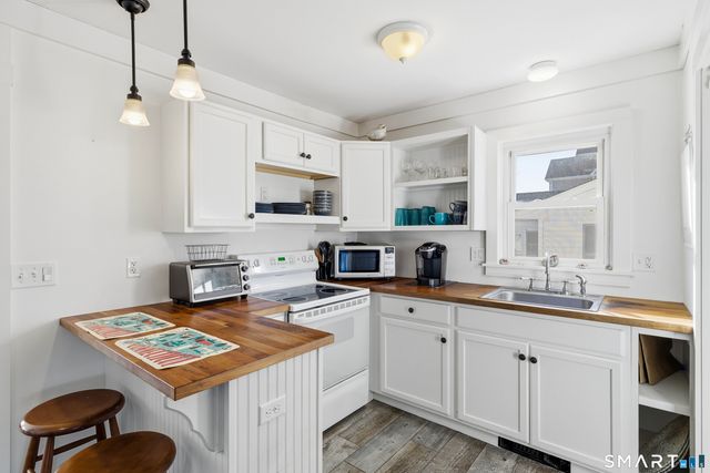 49 + 51 Uncas Road, Clinton, CT 06413