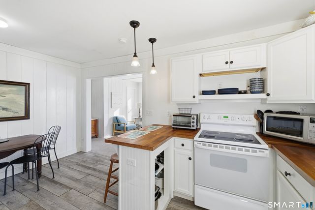 49 + 51 Uncas Road, Clinton, CT 06413