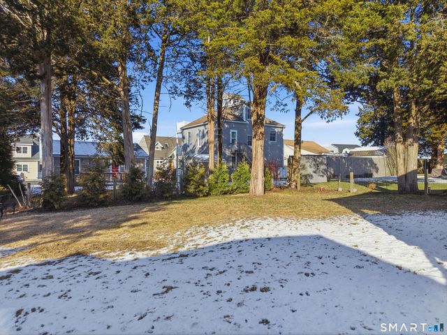 49 + 51 Uncas Road, Clinton, CT 06413