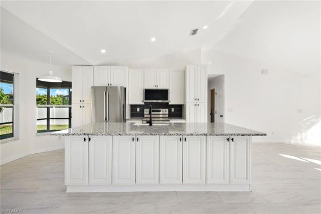 2519 SW 30th ST, Cape Coral, FL 33914