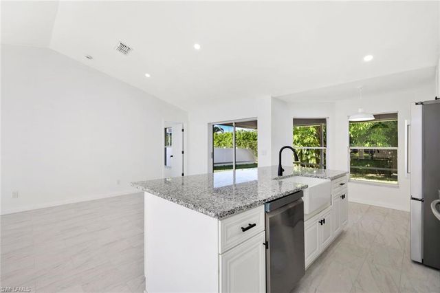 2519 SW 30th ST, Cape Coral, FL 33914