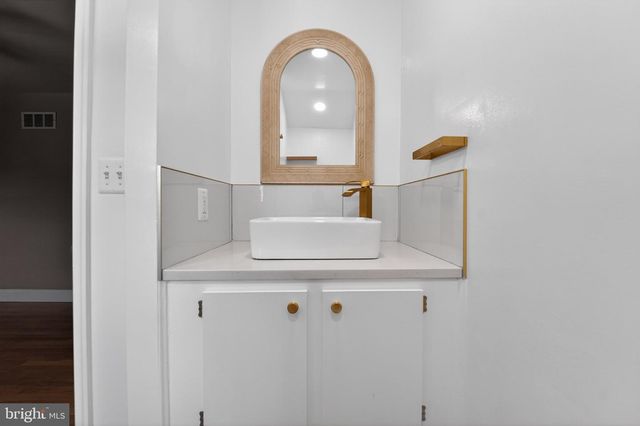 643 S WICKHAM RD S, Baltimore, MD 21229