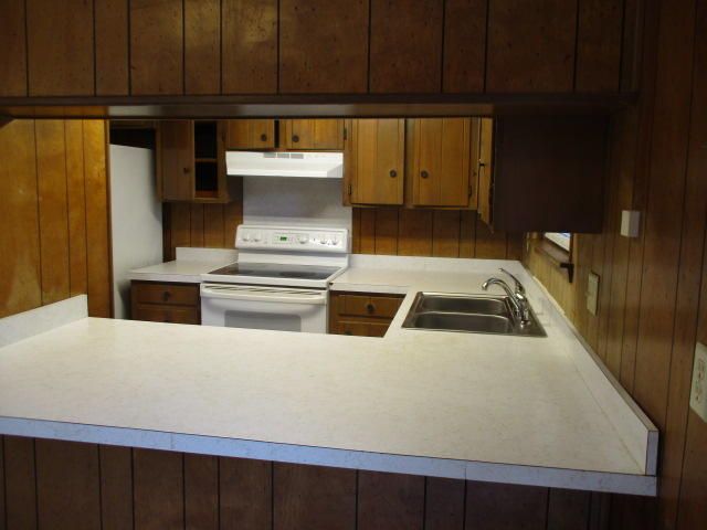 106 Valencia Drive, Fort Walton Beach, FL 32547