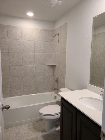 6820 Meadow Crest Drive, North Richland Hills, TX 76180