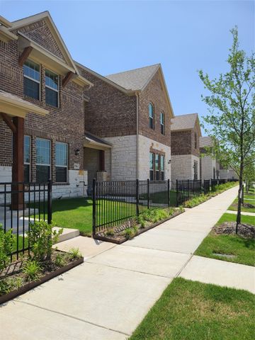 6820 Meadow Crest Drive, North Richland Hills, TX 76180