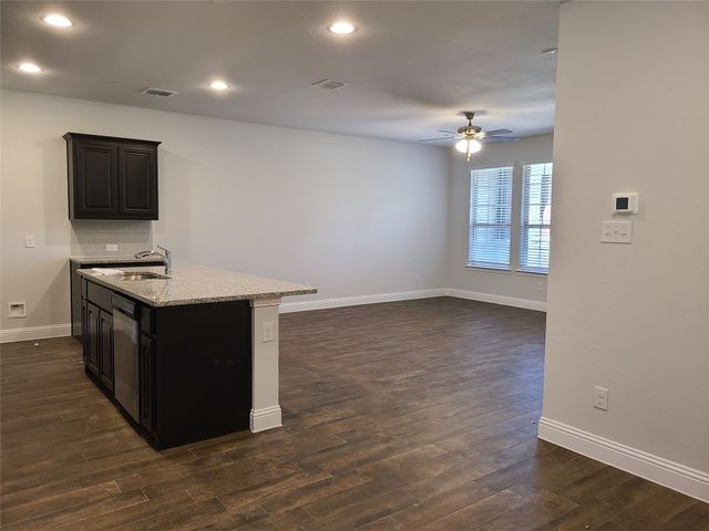 6820 Meadow Crest Drive, North Richland Hills, TX 76180
