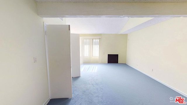 21 Northwoods Lane, La Crescenta, CA 91214