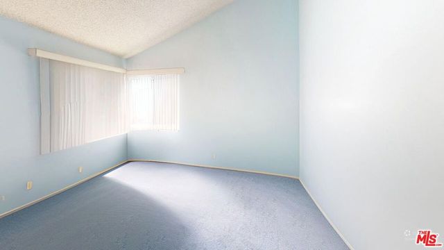 21 Northwoods Lane, La Crescenta, CA 91214