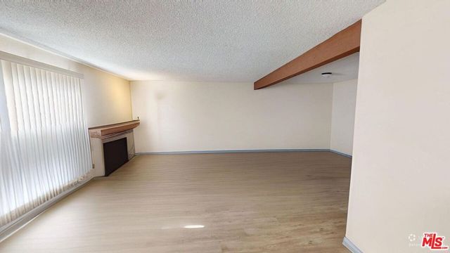 21 Northwoods Lane, La Crescenta, CA 91214