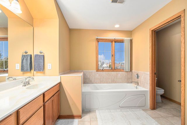 1305 Westbrook Drive, Crown Point, IN 46307