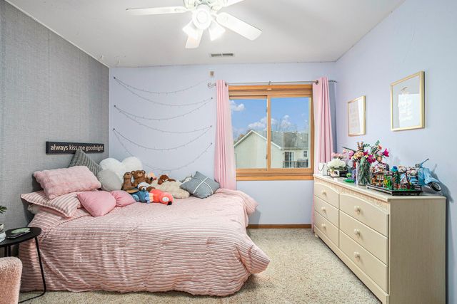 1305 Westbrook Drive, Crown Point, IN 46307