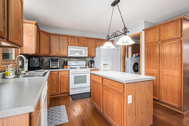 1305 Westbrook Drive, Crown Point, IN 46307