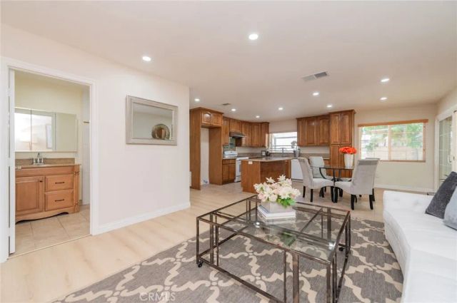 545 E Spruce St, Ontario, CA 91761