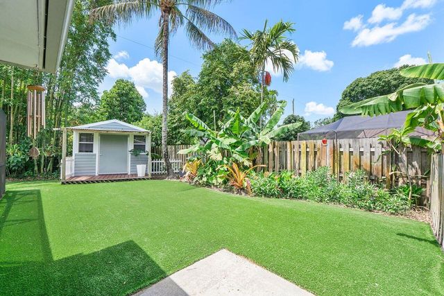 5540 SW 3rd Street, Plantation, FL 33317