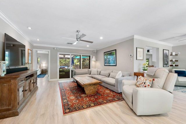 5540 SW 3rd Street, Plantation, FL 33317