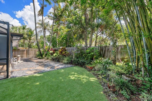 5540 SW 3rd Street, Plantation, FL 33317