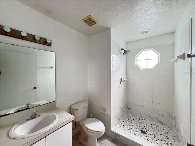 8710 RAIN FOREST PLACE D, Kissimmee, FL 34747