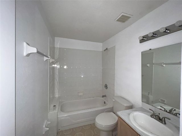 8710 RAIN FOREST PLACE D, Kissimmee, FL 34747