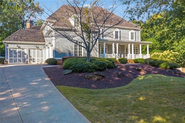 900 Crabapple Hill, Alpharetta, GA 30004