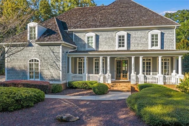 900 Crabapple Hill, Alpharetta, GA 30004