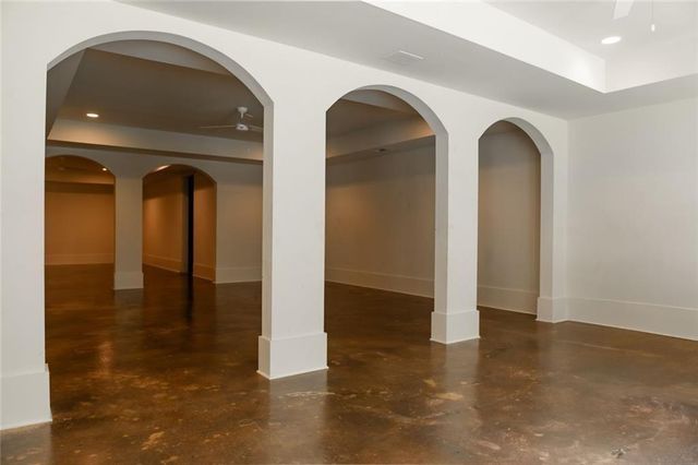 900 Crabapple Hill, Alpharetta, GA 30004