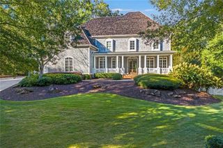 900 Crabapple Hill, Alpharetta, GA 30004