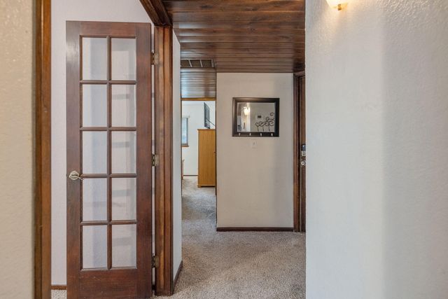 2218 N Oakhurst Street, Visalia, CA 93292