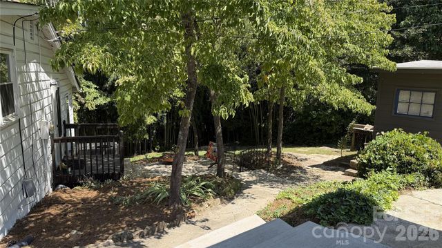 209 Auten Circle, Mount Holly, NC 28120