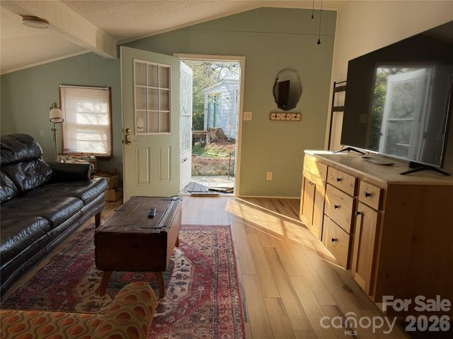 209 Auten Circle, Mount Holly, NC 28120
