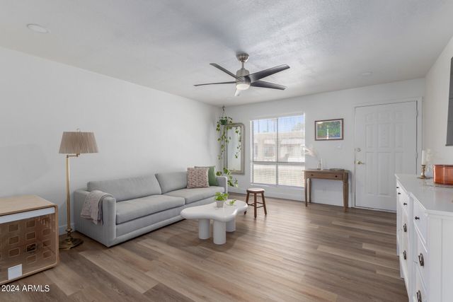 8241 N CENTRAL Avenue 13, Phoenix, AZ 85020