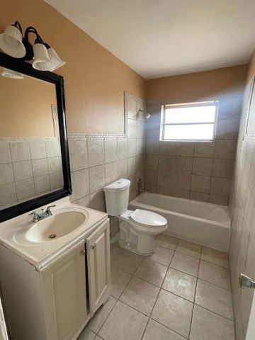 1316 NW 8th Avenue, Fort Lauderdale, FL 33311