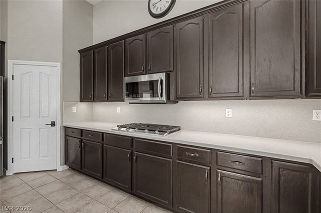 8100 Gothic Avenue, Las Vegas, NV 89117