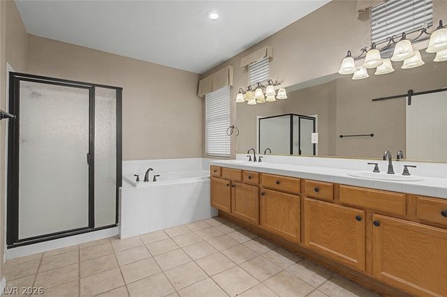 8100 Gothic Avenue, Las Vegas, NV 89117