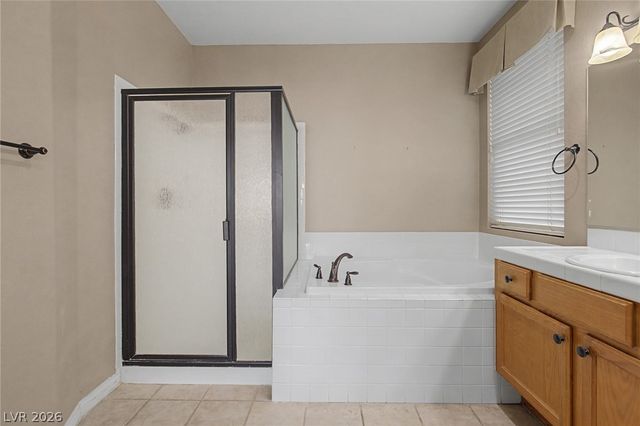 8100 Gothic Avenue, Las Vegas, NV 89117