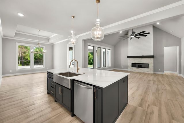 7631 Woodstream Road, Midlothian, TX 76065