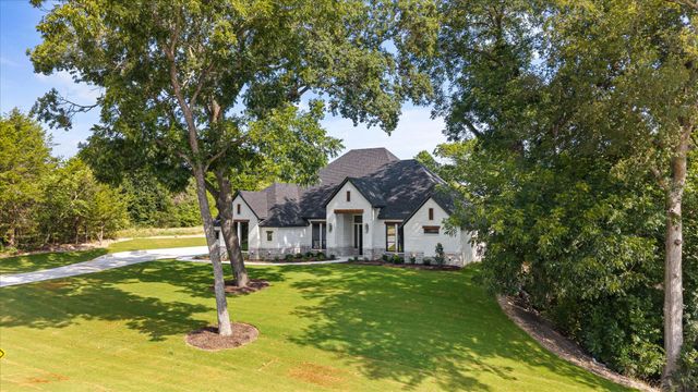 7631 Woodstream Road, Midlothian, TX 76065