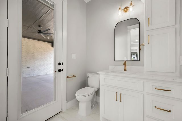 7631 Woodstream Road, Midlothian, TX 76065