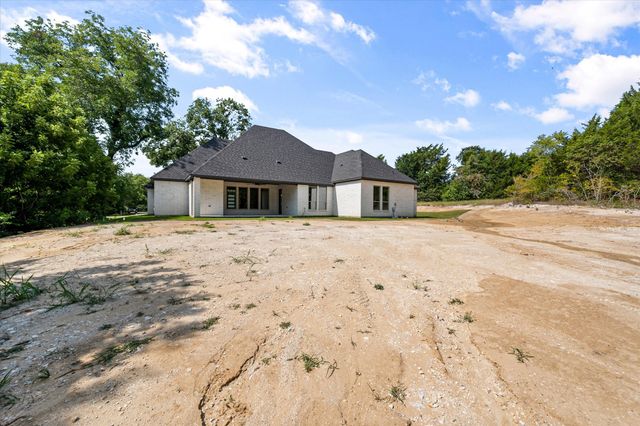 7631 Woodstream Road, Midlothian, TX 76065