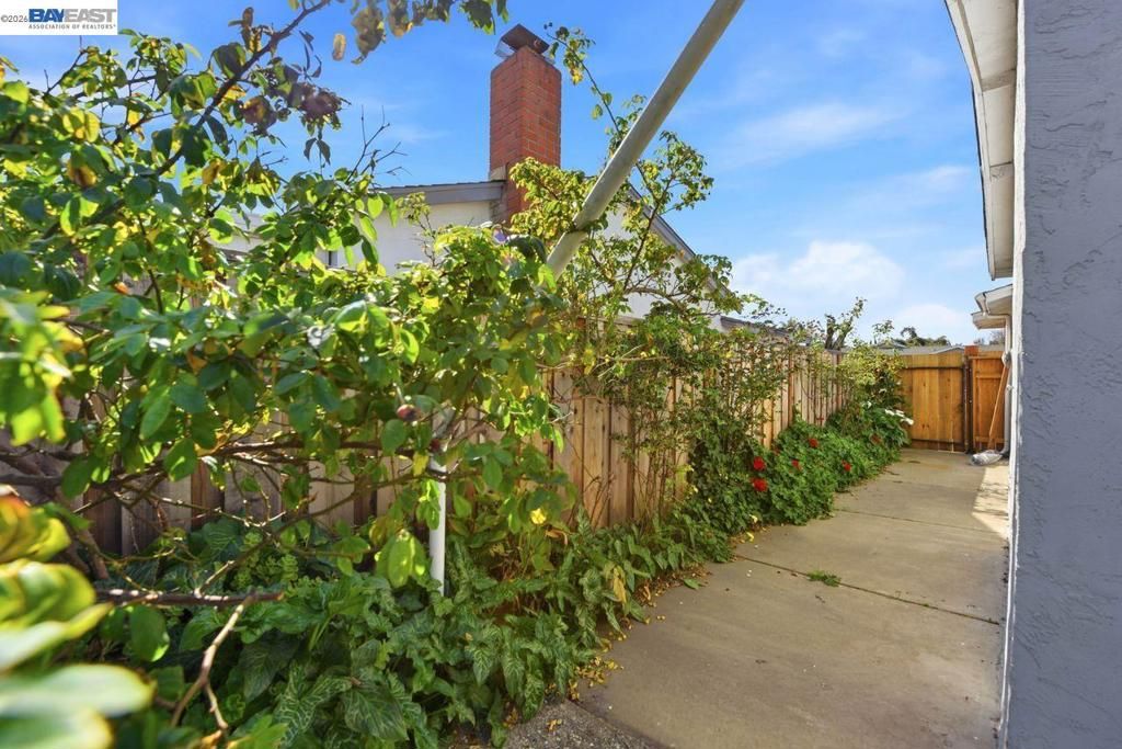 Image 30 of property listing at 1716 1716 Dalton Way, Union City, CA 94587