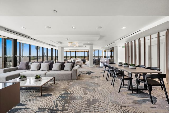 701 Valencia Ave 604, Coral Gables, FL 33134