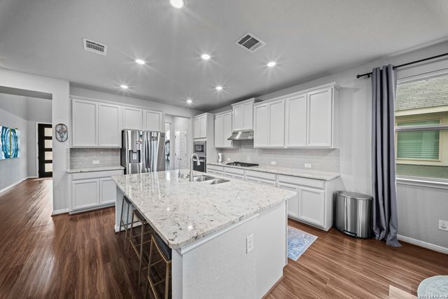 9543 Garrison, San Antonio, TX 78254