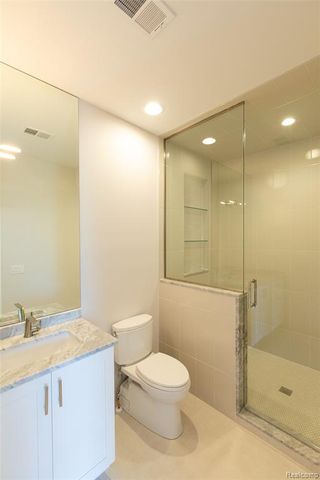 3215 Pompilio Drive, Rochester, MI 48306