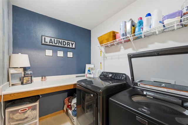802 Edgewater Drive, Polk City, IA 50226