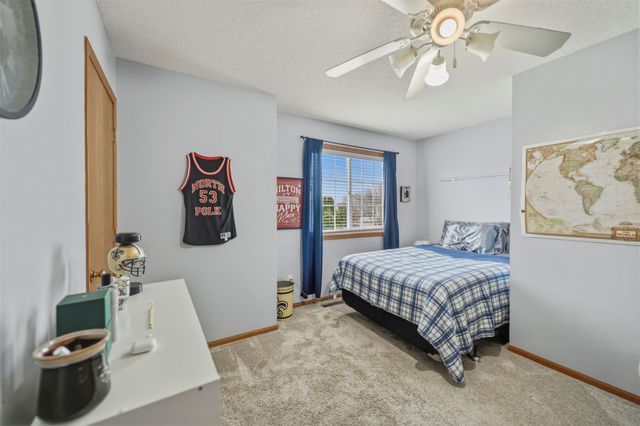 802 Edgewater Drive, Polk City, IA 50226